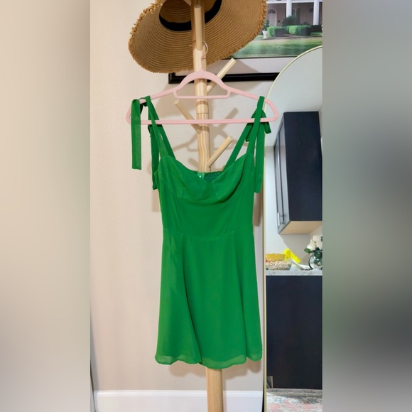 Reformation Niara Dress in Green, size 4 and 6, brand new, never worn. - Picture 10 of 12